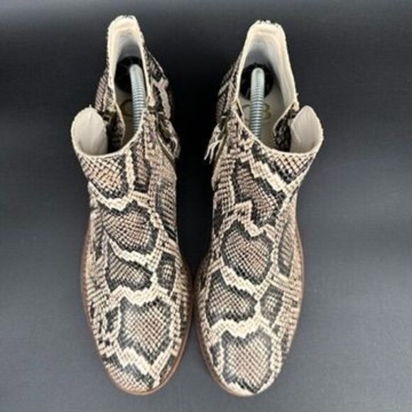 NEW Gianni Bini Snakeskin Snake Print Leather Zip Side Ankle Boots Booties Size - Picture 8 of 13